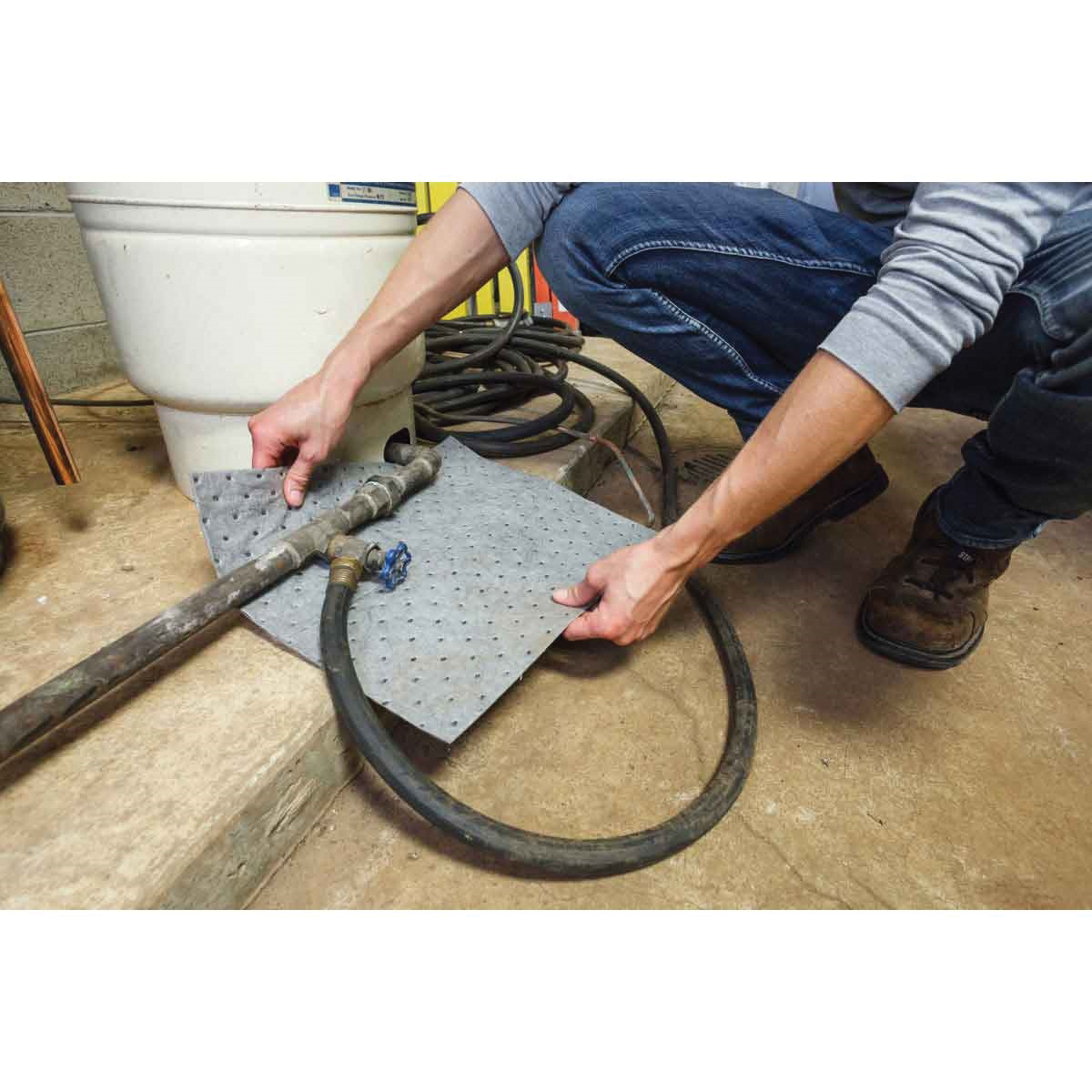 REFILL TRK SPILL REFILL OIL ONLY/PETRO