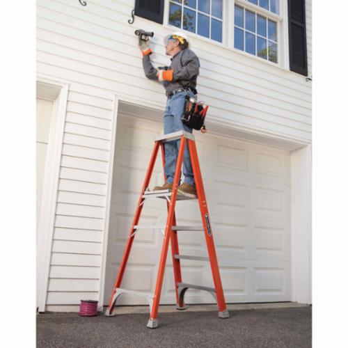STEPLADDER PLATF 4FT 300LB FIBERGLASS